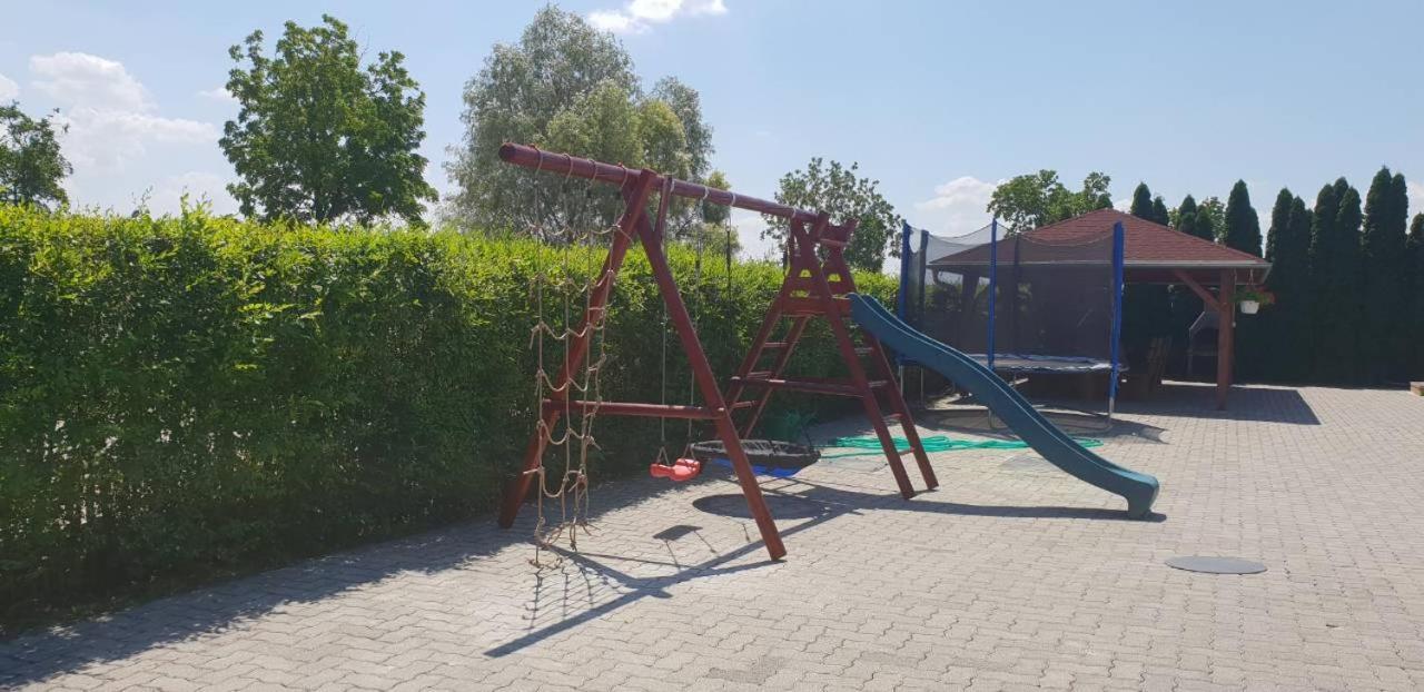 Apartman Taktik Veľký Meder Kültér fotó